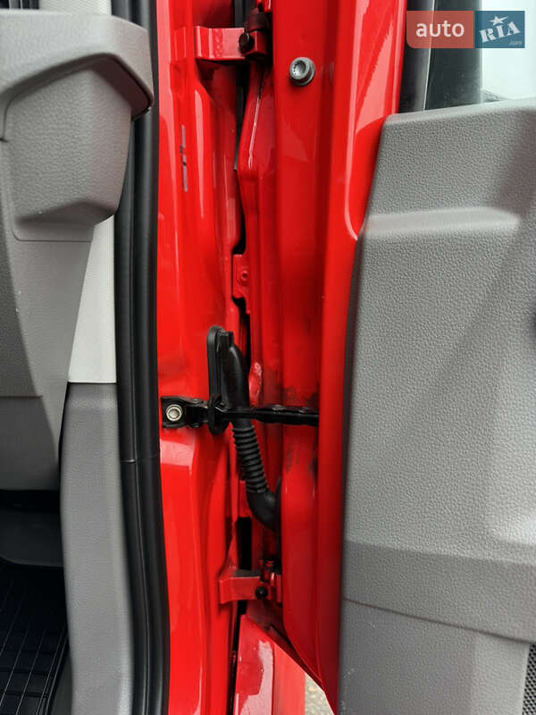 Грузовой фургон Volkswagen Crafter 2019 в Киеве