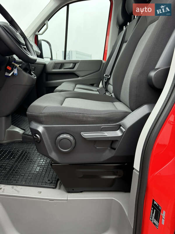 Грузовой фургон Volkswagen Crafter 2019 в Киеве