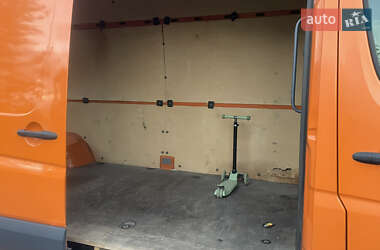 Вантажний фургон Volkswagen Crafter 2012 в 