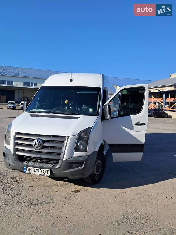 Грузовой фургон Volkswagen Crafter 2011 в 