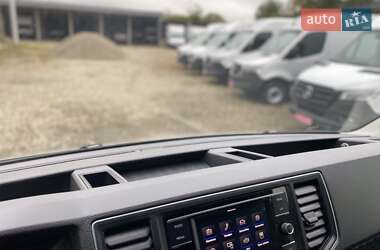 Грузовой фургон Volkswagen Crafter 2022 в 