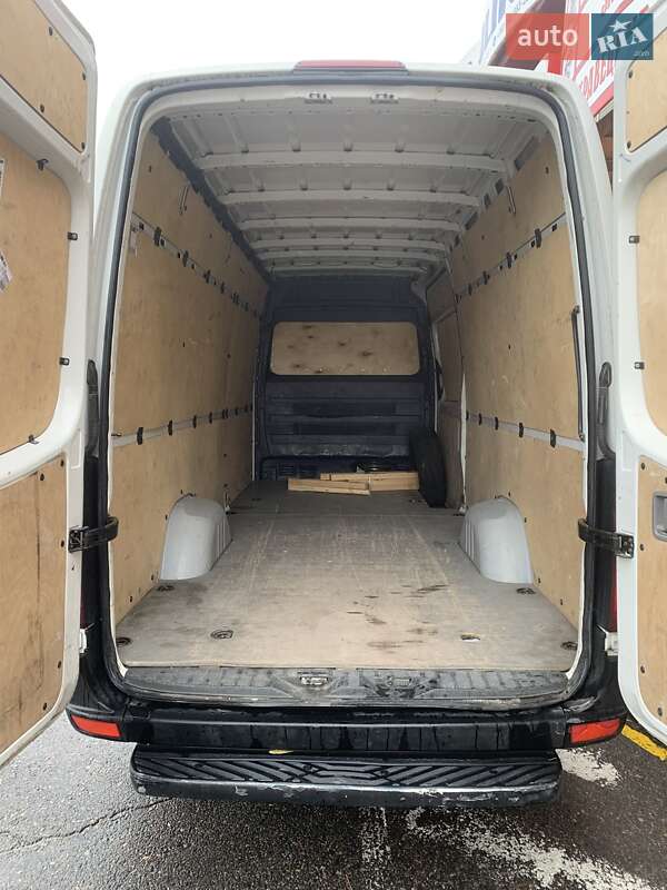 Вантажний фургон Volkswagen Crafter 2013 в Одесі