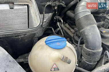 Грузовой фургон Volkswagen Crafter 2011 в 
