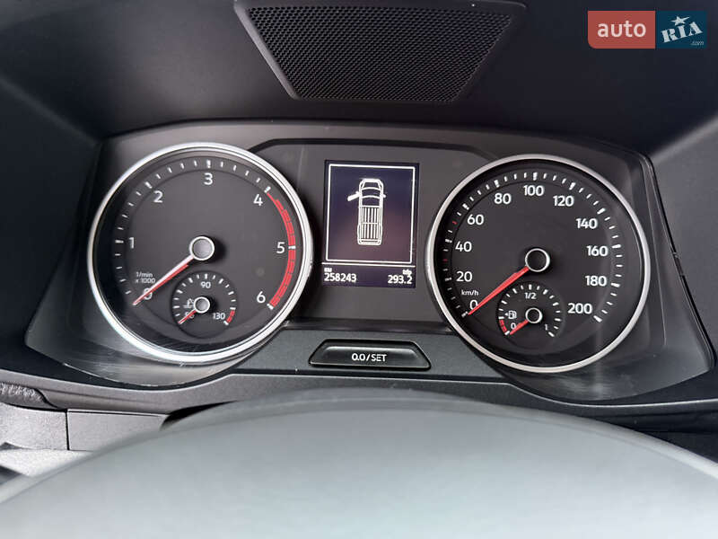 Грузовой фургон Volkswagen Crafter 2021 в Киеве