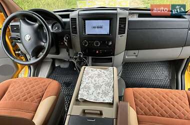 Микроавтобус грузовой (до 3,5т) Volkswagen Crafter 2008 в 