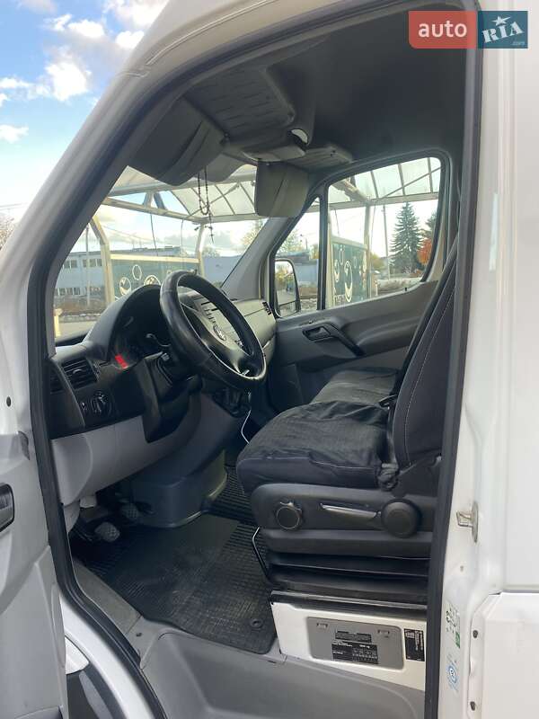 Вантажний фургон Volkswagen Crafter 2015 в Івано-Франківську фото 4 Вантажний фургон Volkswagen Crafter 2015 в Івано-Франківську