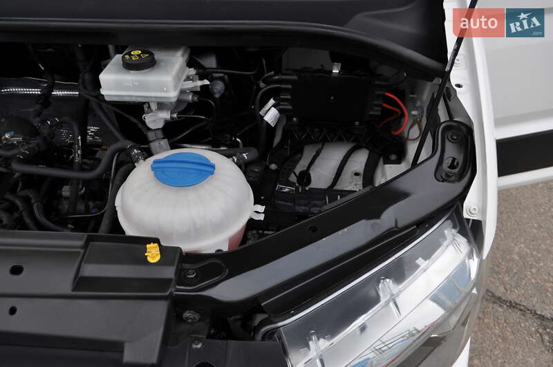 Вантажний фургон Volkswagen Crafter 2021 в Києві