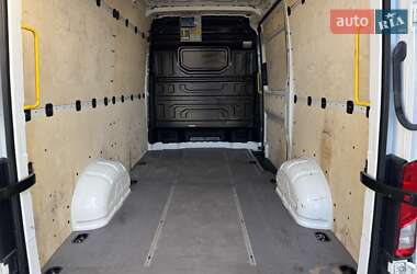 Грузовой фургон Volkswagen Crafter 2020 в 