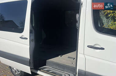 Грузовой фургон Volkswagen Crafter 2013 в  фото 11 Грузовой фургон Volkswagen Crafter 2013 в