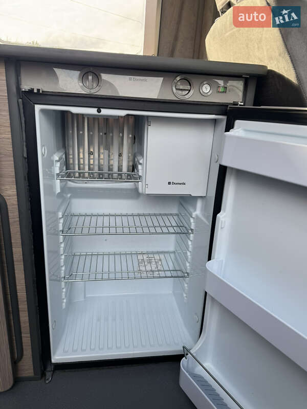 Мобільний будинок Volkswagen Crafter 2011 в Києві фото 24 Мобільний будинок Volkswagen Crafter 2011 в Києві