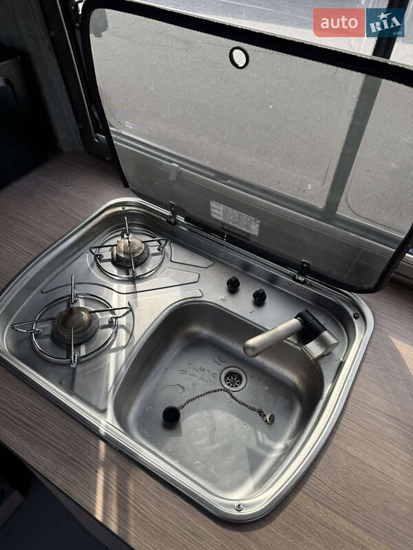 Мобільний будинок Volkswagen Crafter 2011 в Києві фото 29 Мобільний будинок Volkswagen Crafter 2011 в Києві