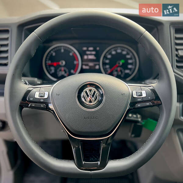 Вантажний фургон Volkswagen Crafter 2020 в Києві