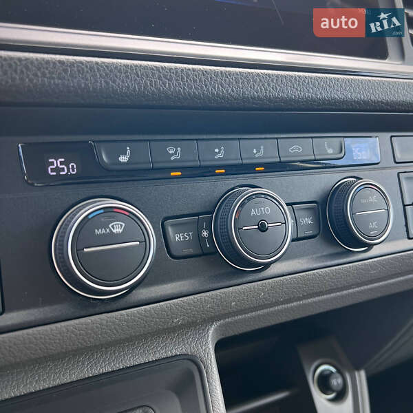 Вантажний фургон Volkswagen Crafter 2020 в Києві