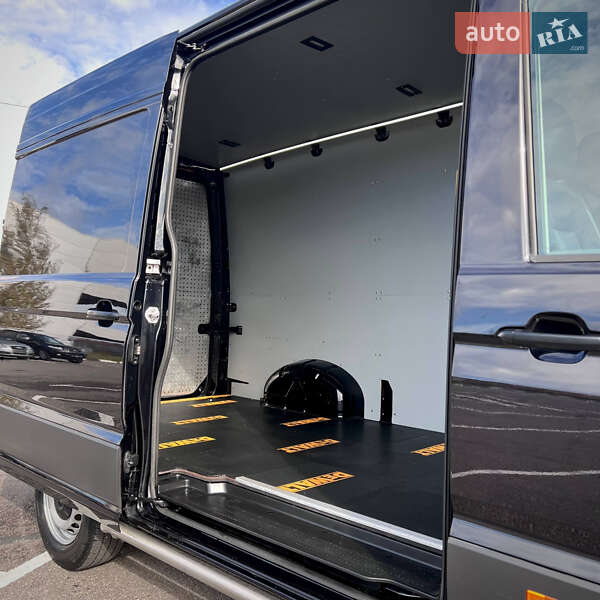 Вантажний фургон Volkswagen Crafter 2020 в Києві