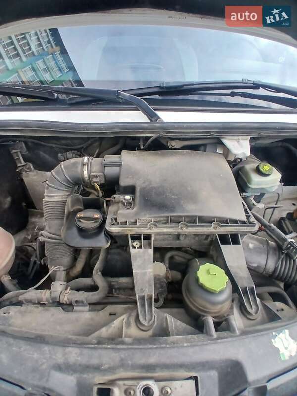 Грузовой фургон Volkswagen Crafter 2011 в Ивано-Франковске