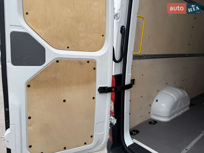 Грузовой фургон Volkswagen Crafter 2021 в Дубно