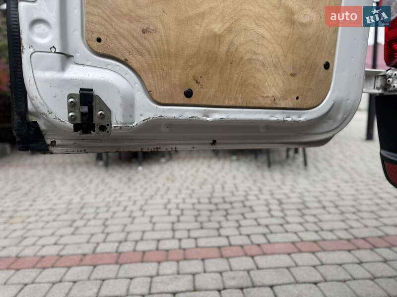 Грузовой фургон Volkswagen Crafter 2015 в Иршаве фото 23 Грузовой фургон Volkswagen Crafter 2015 в Иршаве