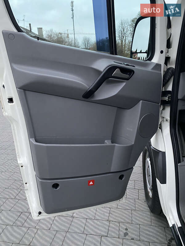 Вантажний фургон Volkswagen Crafter 2011 в Яворові фото 23 Вантажний фургон Volkswagen Crafter 2011 в Яворові