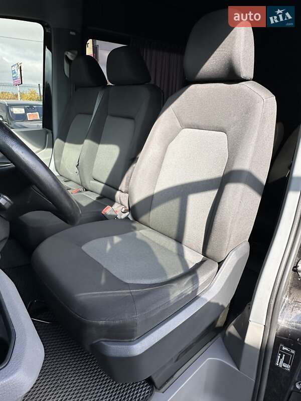 Вантажопасажирський фургон Volkswagen Crafter 2018 в Білогородці