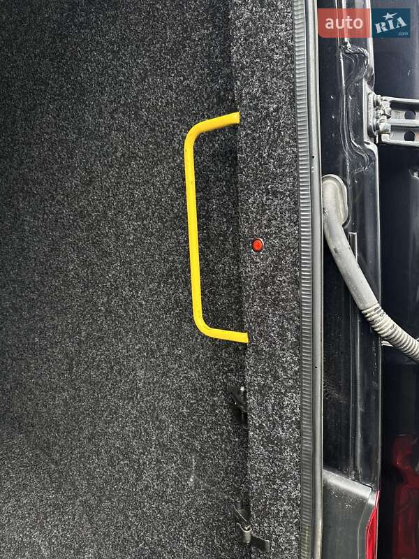 Вантажопасажирський фургон Volkswagen Crafter 2018 в Білогородці