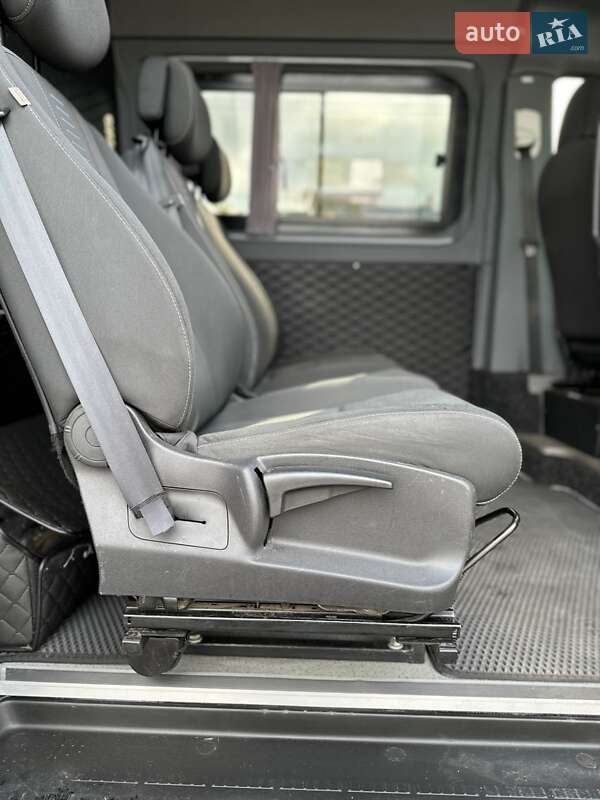 Вантажопасажирський фургон Volkswagen Crafter 2018 в Білогородці