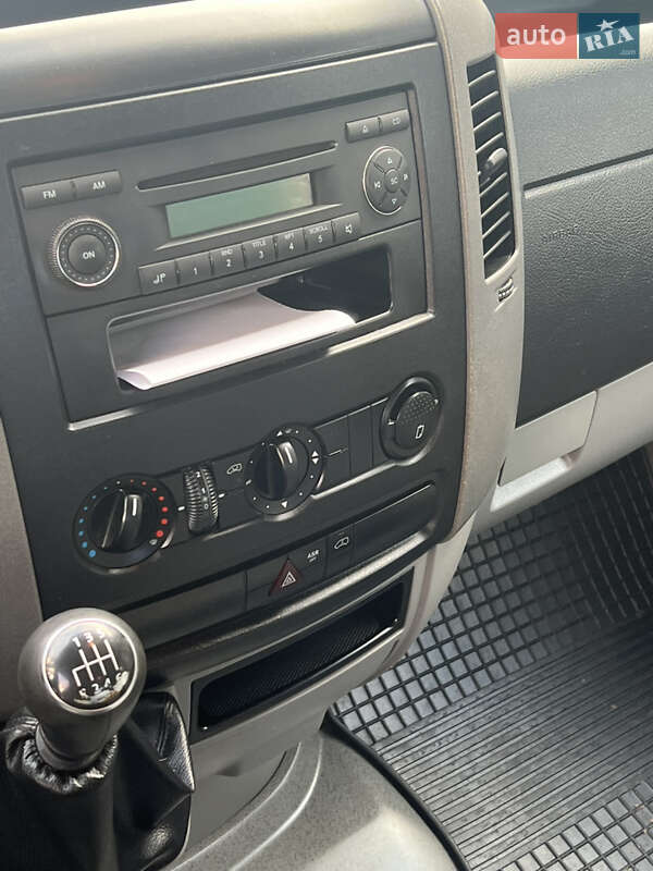 Борт Volkswagen Crafter 2013 в Ровно