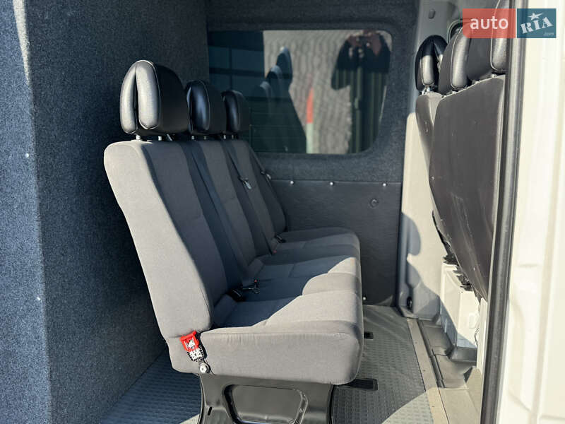 Вантажопасажирський фургон Volkswagen Crafter 2015 в Ковелі фото 20 Вантажопасажирський фургон Volkswagen Crafter 2015 в Ковелі