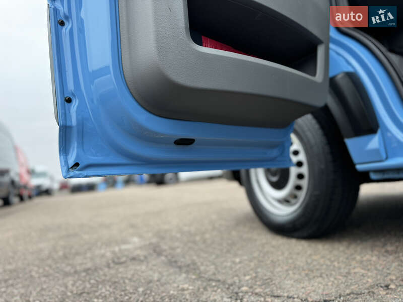 Грузовой фургон Volkswagen Crafter 2021 в Киеве