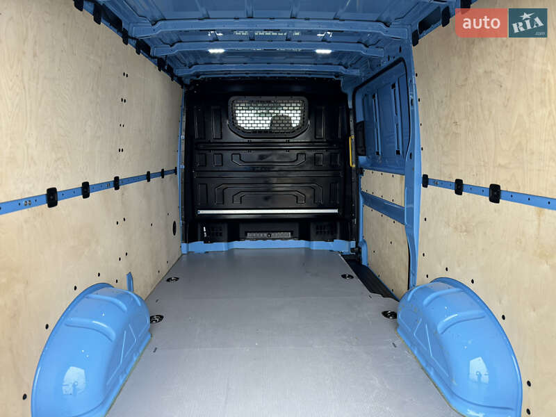 Грузовой фургон Volkswagen Crafter 2021 в Киеве