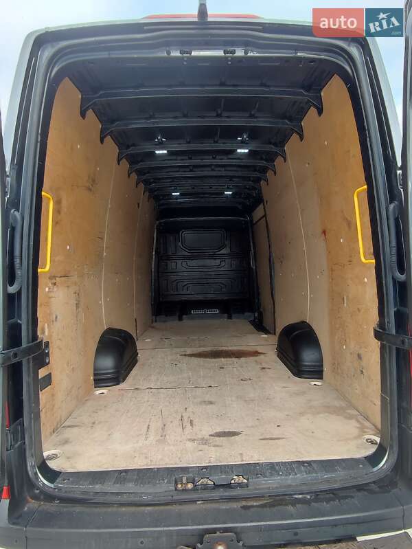 Грузовой фургон Volkswagen Crafter 2021 в Млинове