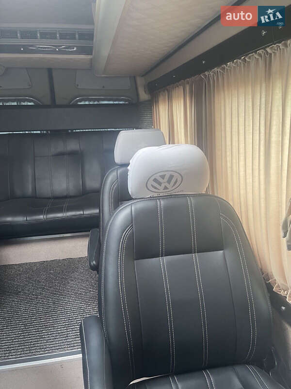 Микроавтобус Volkswagen Crafter 2011 в Измаиле