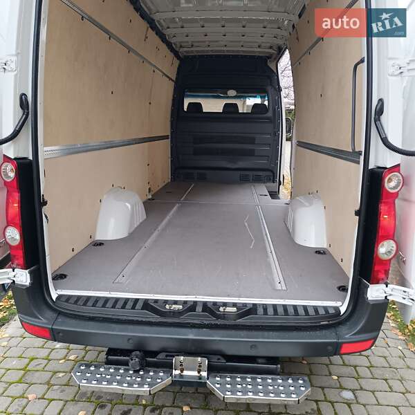 Вантажний фургон Volkswagen Crafter 2016 в Почаєві