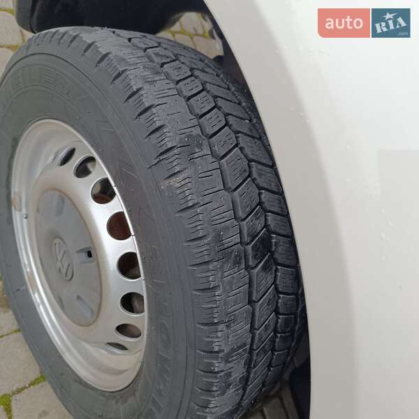 Вантажний фургон Volkswagen Crafter 2016 в Почаєві