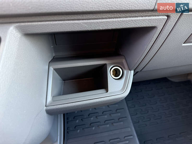 Грузовой фургон Volkswagen Crafter 2019 в Луцке фото 59 Грузовой фургон Volkswagen Crafter 2019 в Луцке