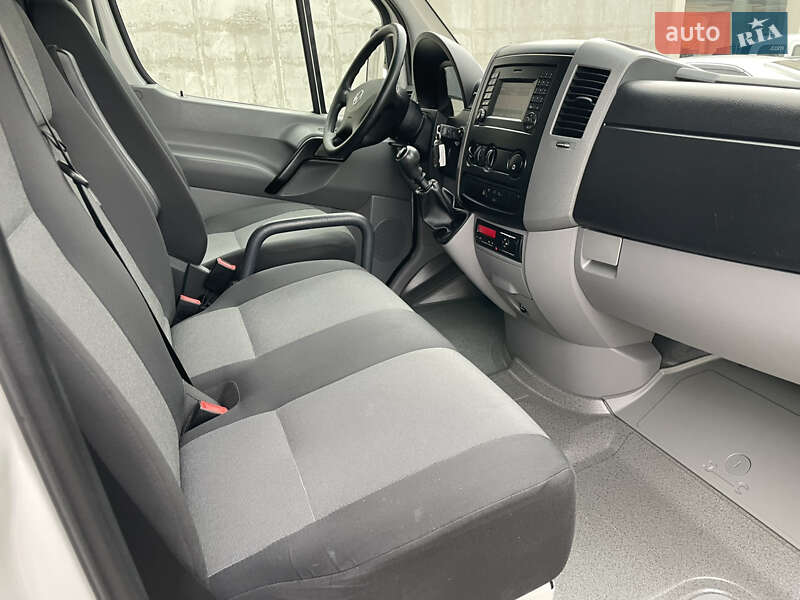 Вантажний фургон Volkswagen Crafter 2017 в Одесі фото 61 Вантажний фургон Volkswagen Crafter 2017 в Одесі