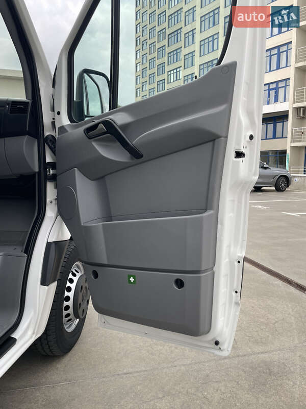 Вантажний фургон Volkswagen Crafter 2017 в Одесі фото 68 Вантажний фургон Volkswagen Crafter 2017 в Одесі