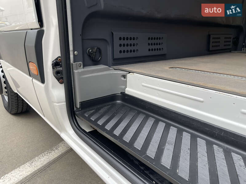 Вантажний фургон Volkswagen Crafter 2017 в Одесі фото 76 Вантажний фургон Volkswagen Crafter 2017 в Одесі