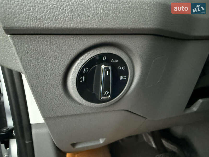 Грузовой фургон Volkswagen Crafter 2018 в Дубно