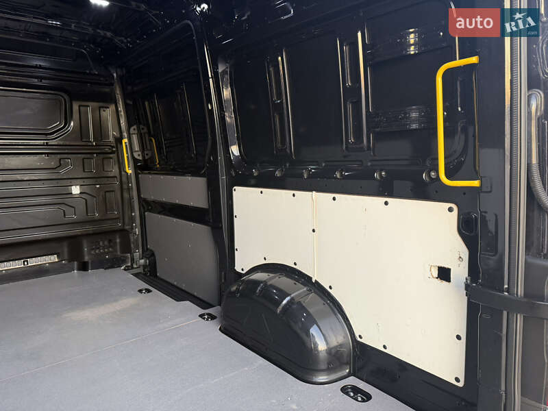 Вантажний фургон Volkswagen Crafter 2021 в Києві фото 111 Вантажний фургон Volkswagen Crafter 2021 в Києві