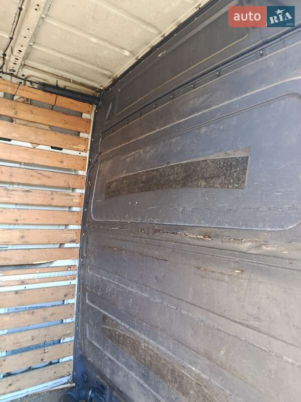 Грузовой фургон Volkswagen Crafter 2011 в Львове