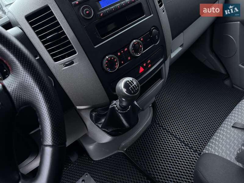 Вантажний фургон Volkswagen Crafter 2011 в Тячеві фото 61 Вантажний фургон Volkswagen Crafter 2011 в Тячеві