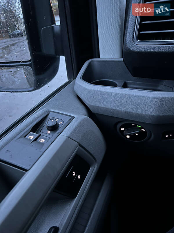 Вантажний фургон Volkswagen Crafter 2022 в Луцьку