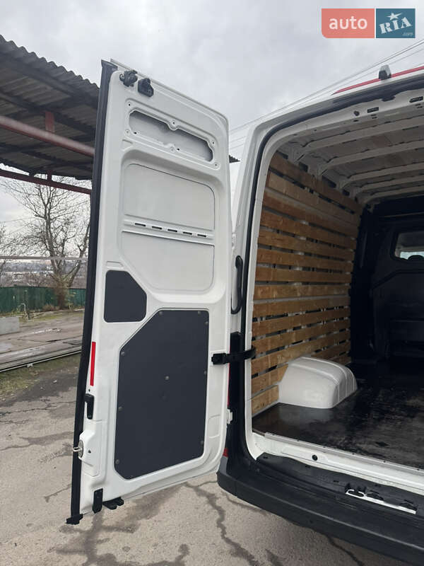 Грузопассажирский фургон Volkswagen Crafter 2019 в Ровно