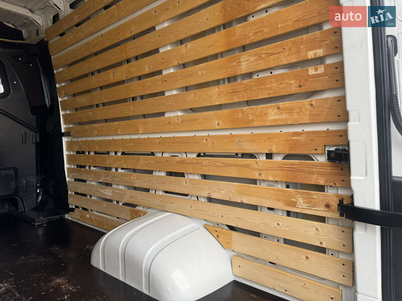 Грузопассажирский фургон Volkswagen Crafter 2019 в Ровно