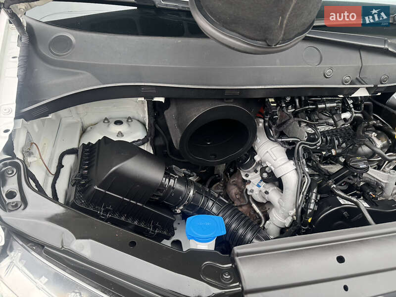 Грузопассажирский фургон Volkswagen Crafter 2019 в Ровно