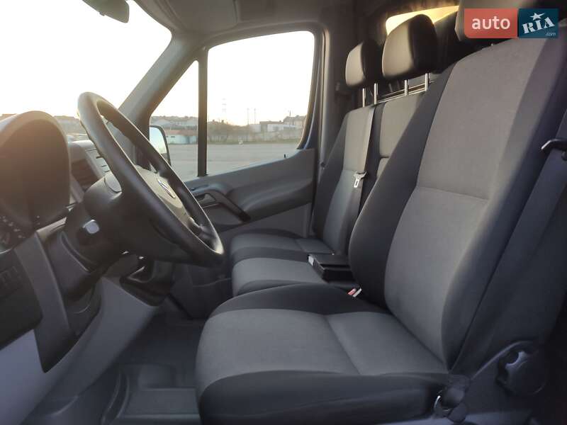 Грузовой фургон Volkswagen Crafter 2016 в Ровно фото 49 Грузовой фургон Volkswagen Crafter 2016 в Ровно