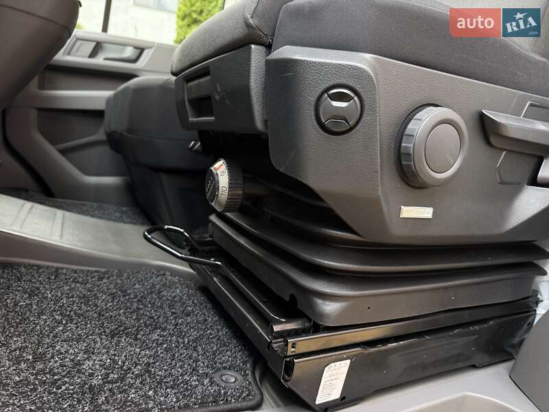 Грузовой фургон Volkswagen Crafter 2020 в Радивилове