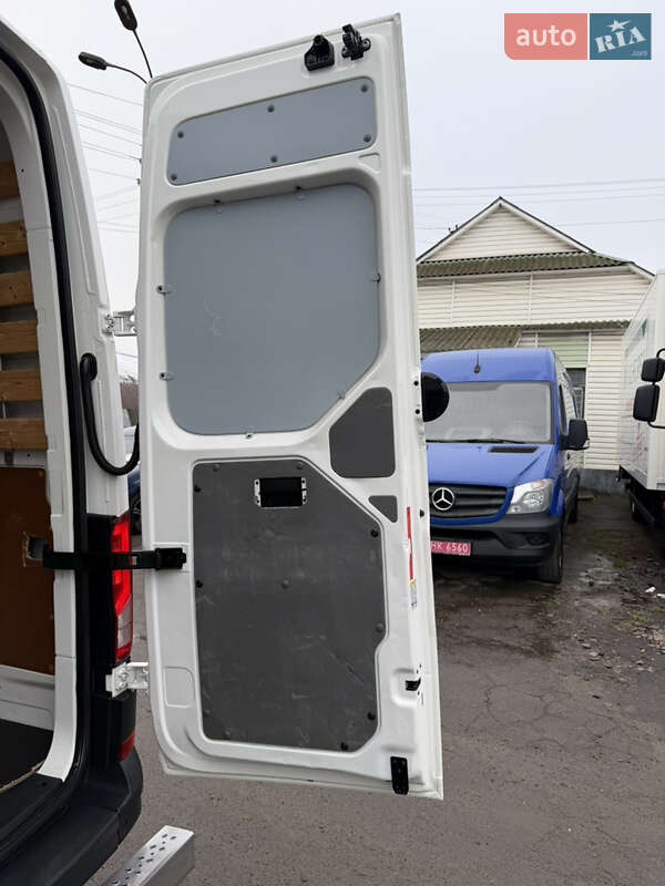 Вантажопасажирський фургон Volkswagen Crafter 2020 в Рівному