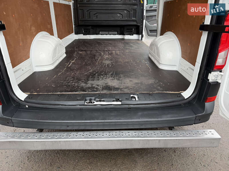 Вантажопасажирський фургон Volkswagen Crafter 2020 в Рівному