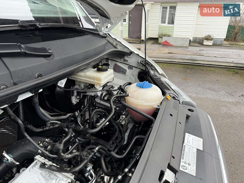 Вантажопасажирський фургон Volkswagen Crafter 2020 в Рівному
